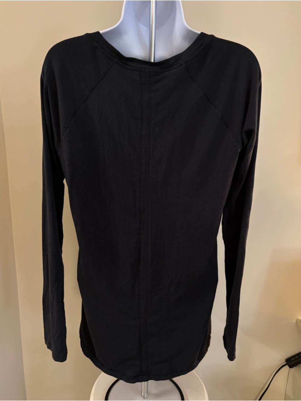 CALIA by Carrie Underwood Black Long Sleeve Performance Tee - Picture 3 of 3